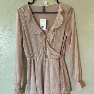 NWT H&M Pink Ruffle Long Sleeve Dress